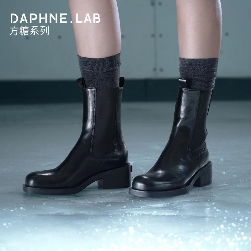 DAPHNE LAB达芙妮方糖切尔西短靴2024冬经典百搭通勤黑色时髦靴子