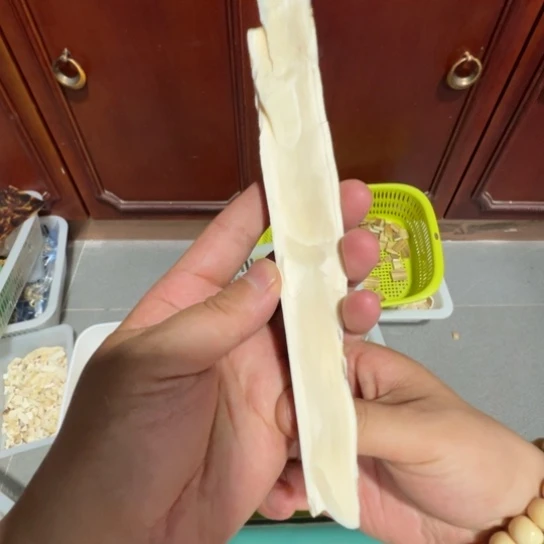 未镶嵌琥珀裸石78克