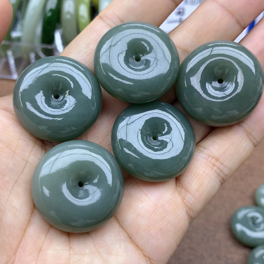 和田玉未镶嵌吊坠(不含链)卡30