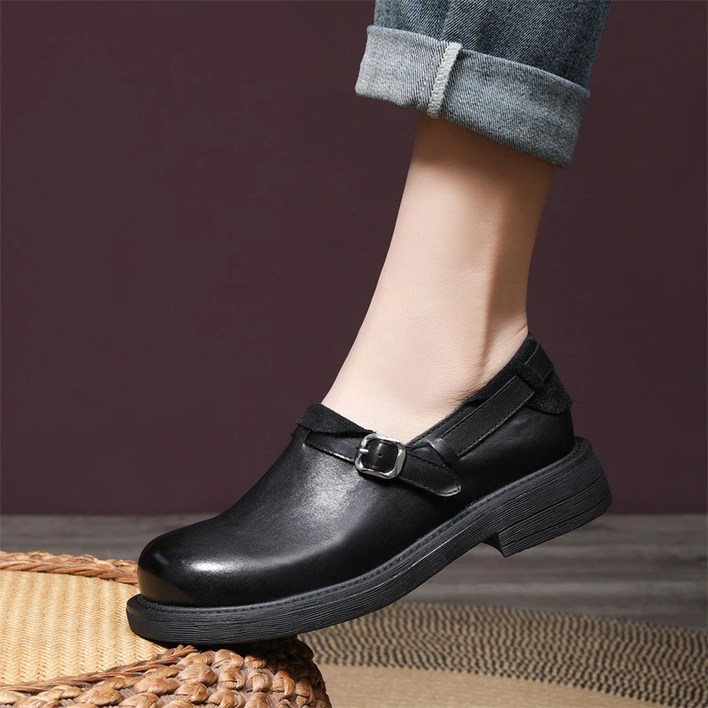 2025春季新款头层牛皮手工鞋女英伦小皮鞋粗跟复古搭扣款休闲单鞋