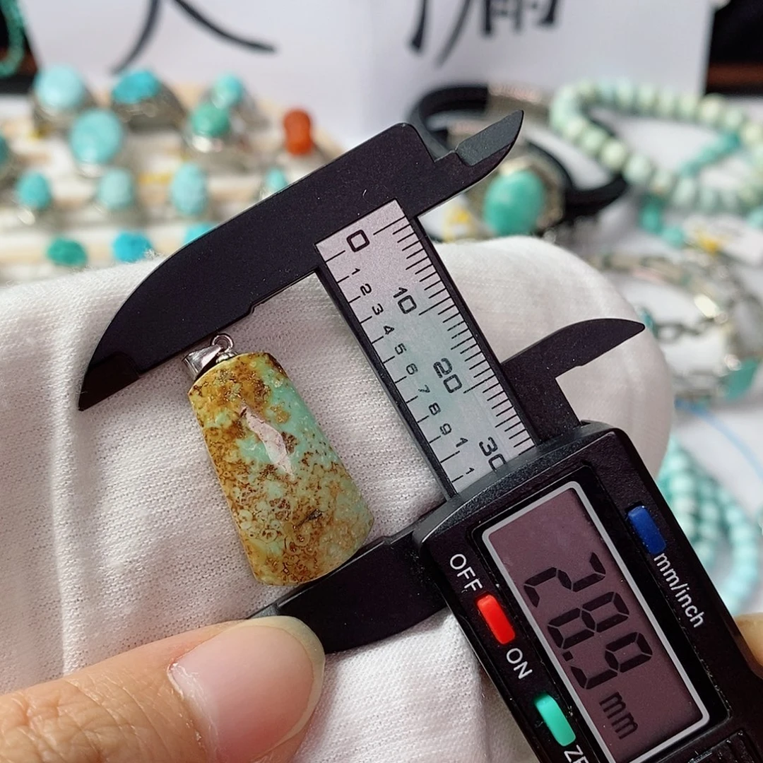 未镶嵌南红玛瑙珠宝奇石