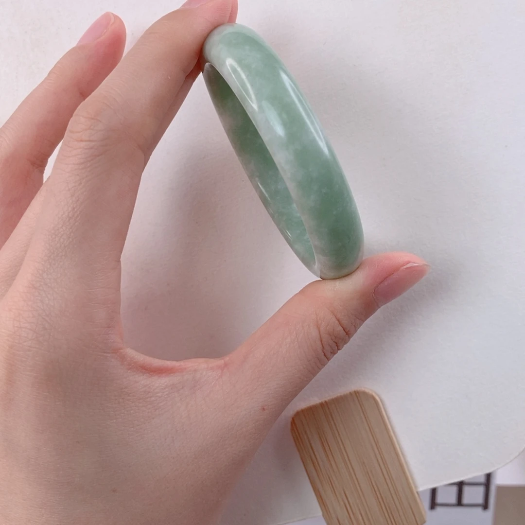ℳ****未镶嵌手镯蓝田玉（蛇纹石化大理石玉）