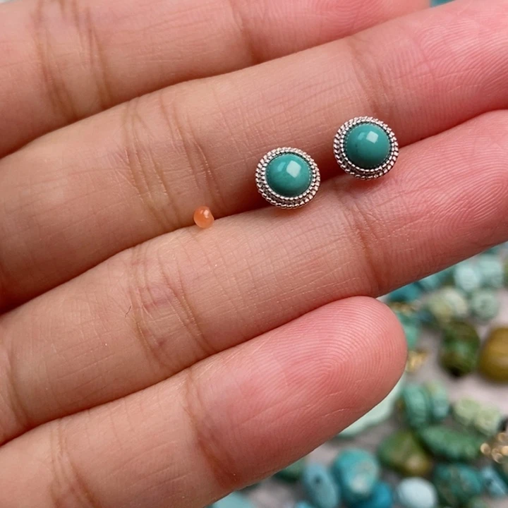 南红玛瑙未镶嵌珠宝奇石