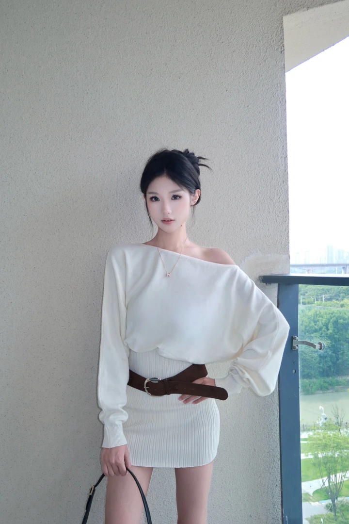 7ike辣妹风斜肩设计感包臀毛衣连衣裙