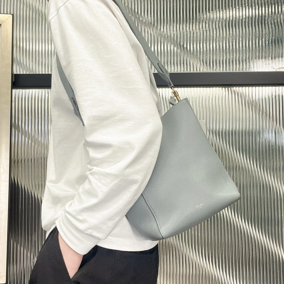 95新 Celine/思琳 【龙】34PP01 灰蓝色单肩水桶包