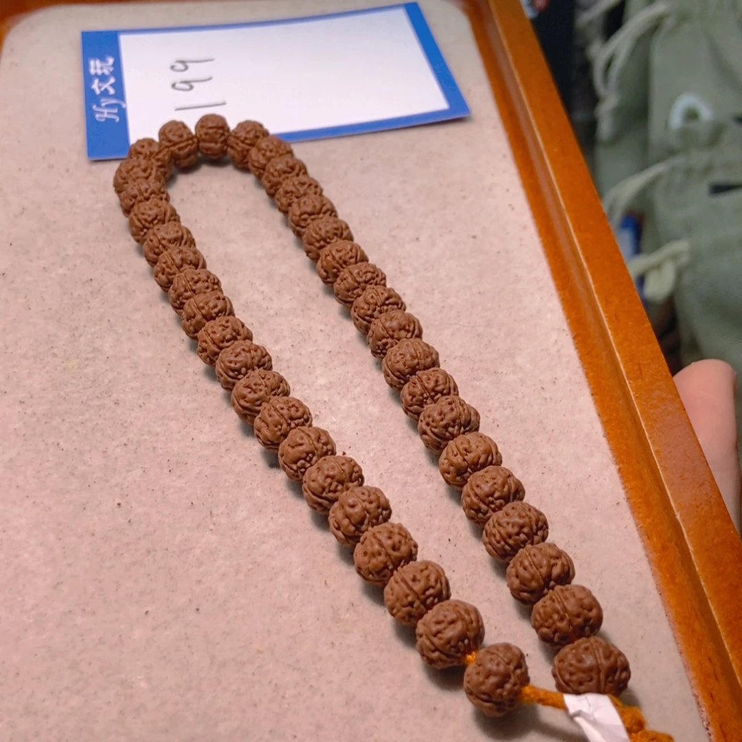 L***s金刚菩提手串199勿里达纯血老树王10