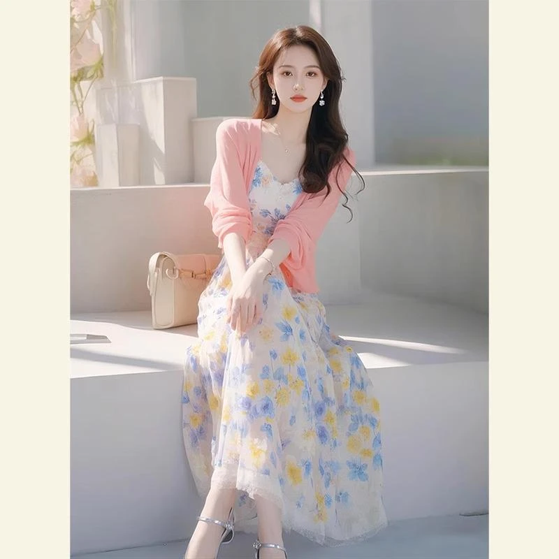 开春穿搭一整套粉色开衫吊带裙两件套装裙大码胖mm法式碎花连衣裙