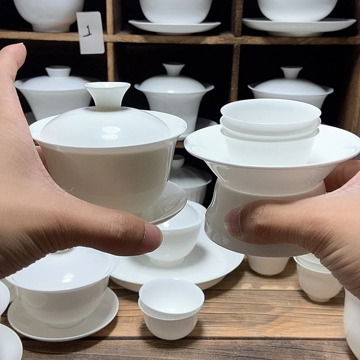 一**你骨瓷元宝盖碗盖下约120ml+3蛋壳杯+茶漏
