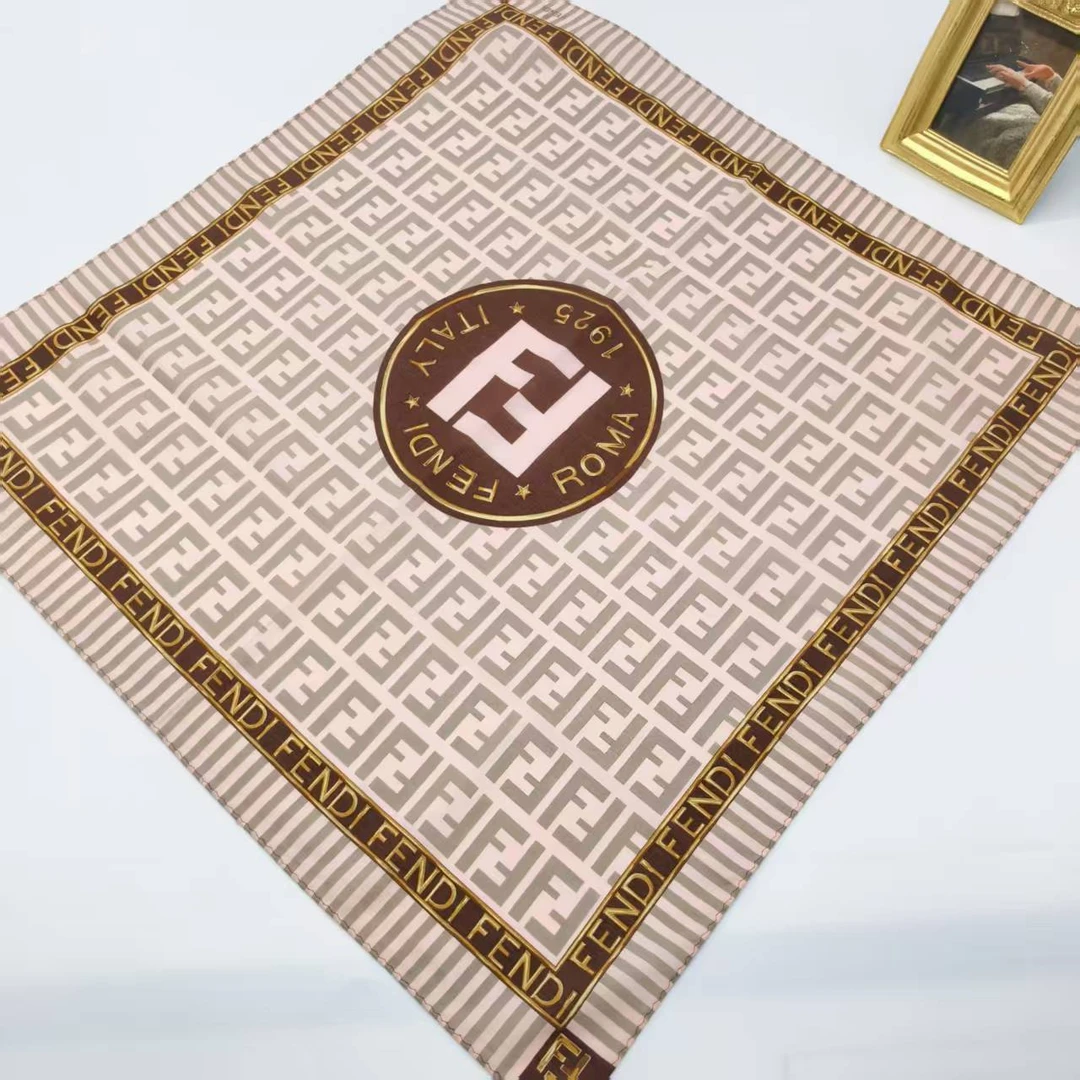 99新 FENDI/芬迪 海囤/芬迪/丝巾/xh94745