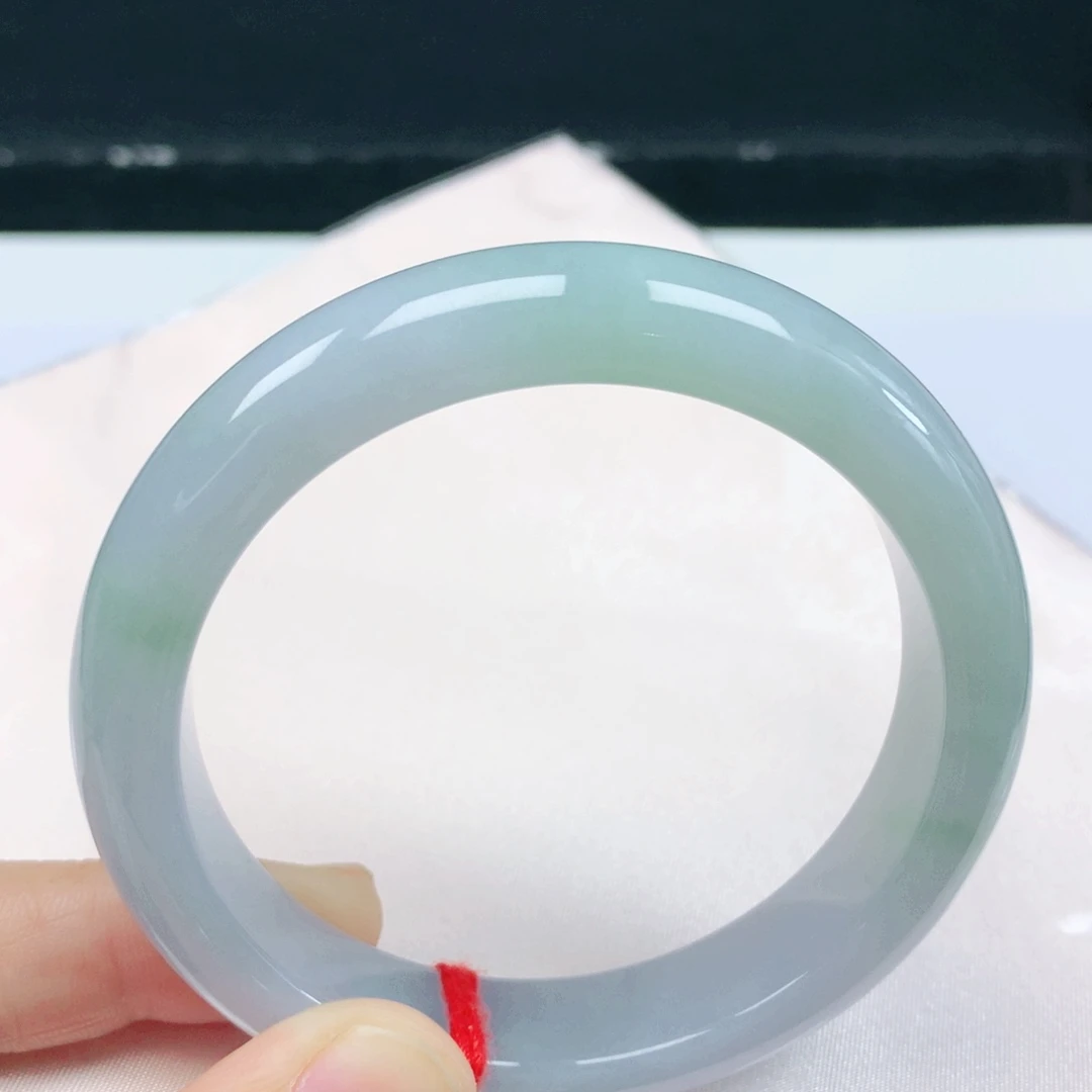 翡翠未镶嵌手镯57