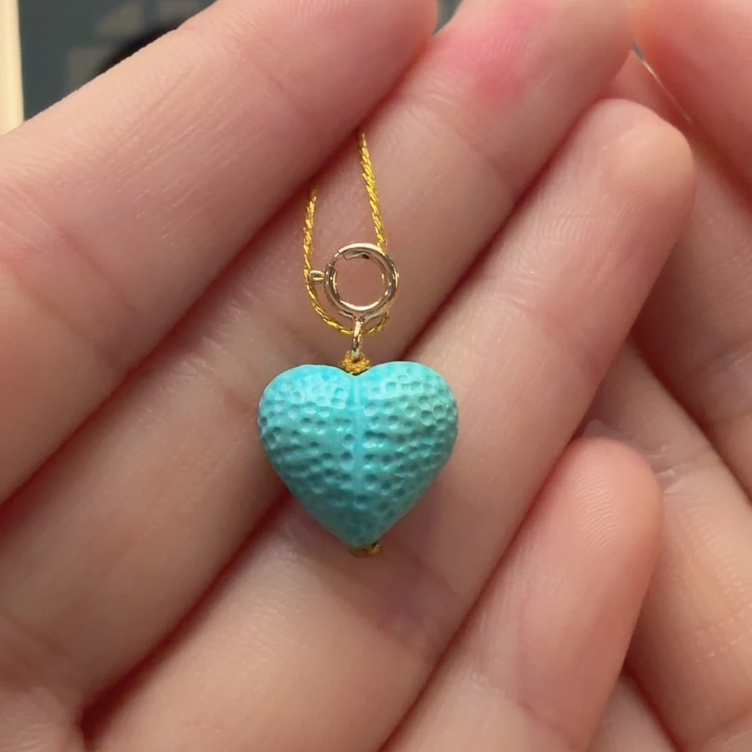 绿松石未镶嵌颈饰