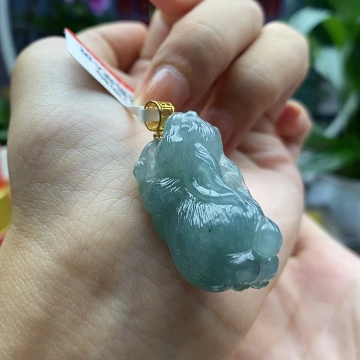 翡翠18K金镶嵌颈饰吊坠37