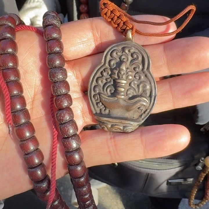 白玉菩提吊坠菩提树等树木的生长发育和生长发育