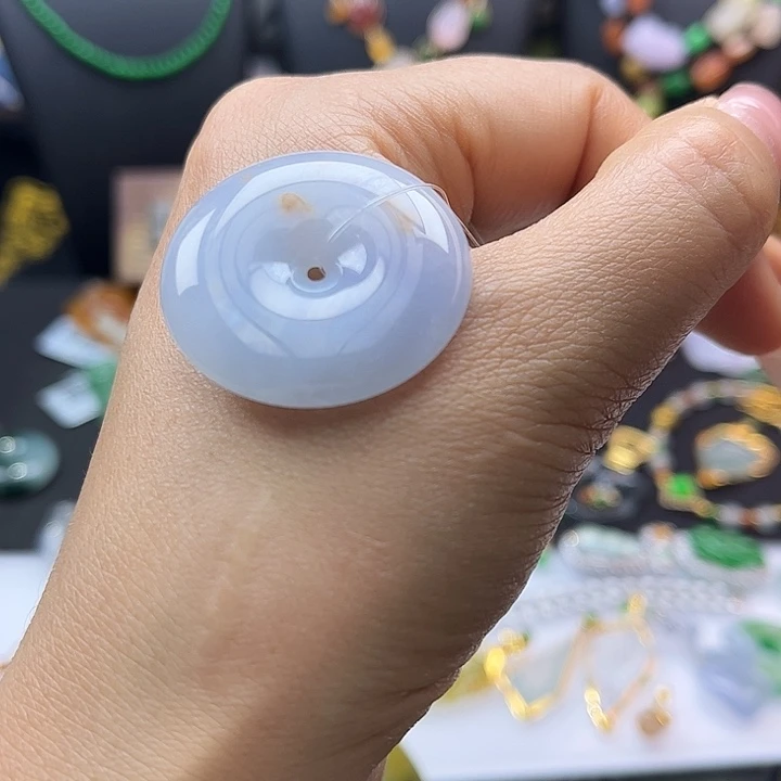 翡翠未镶嵌颈饰翡翠挂件