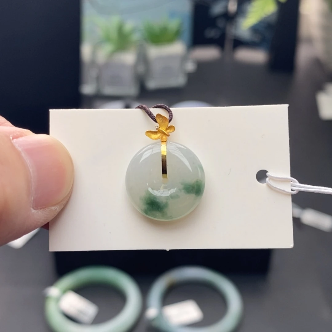 【闪购商品】颈饰未镶嵌翡翠翡翠