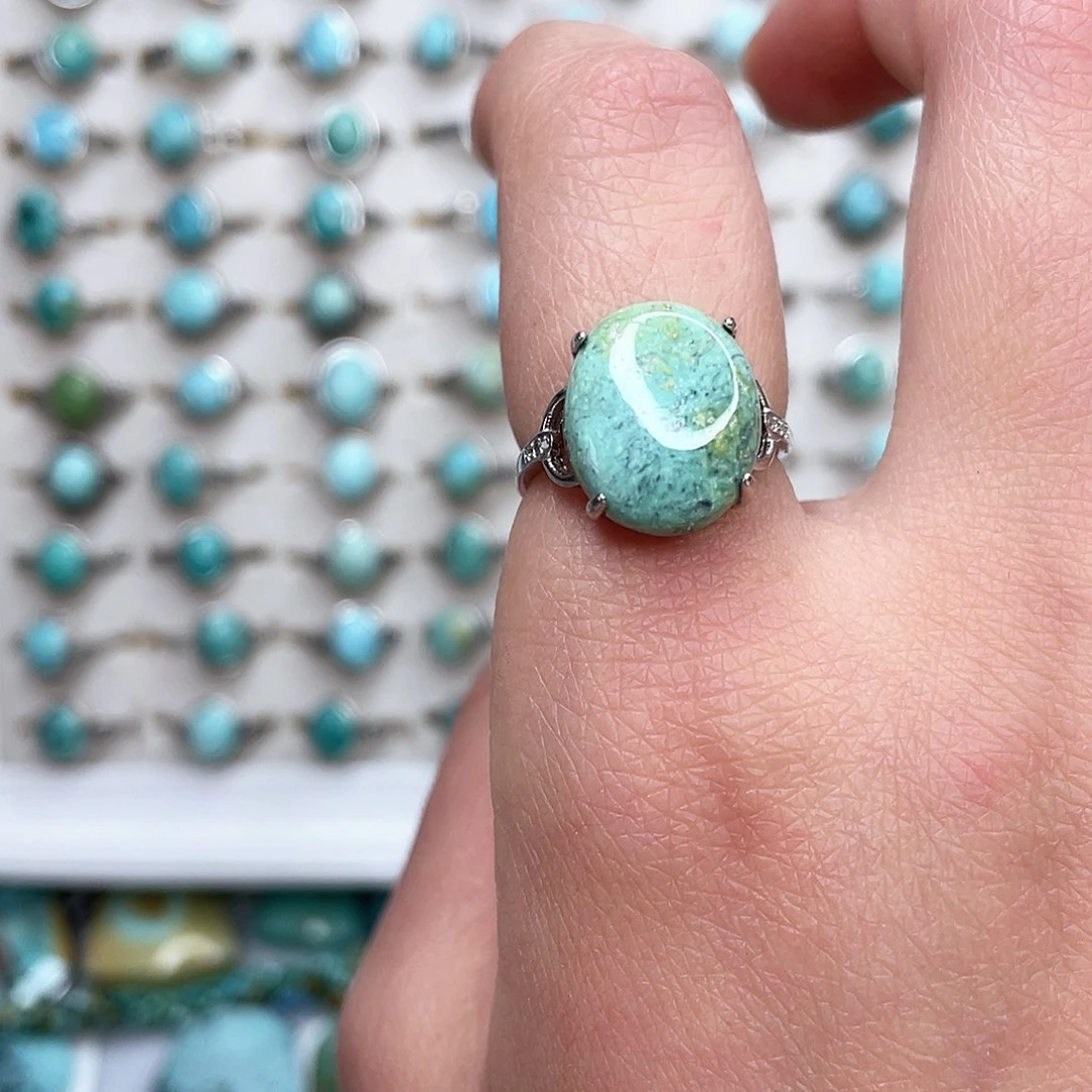 绿松石绿松石未镶嵌