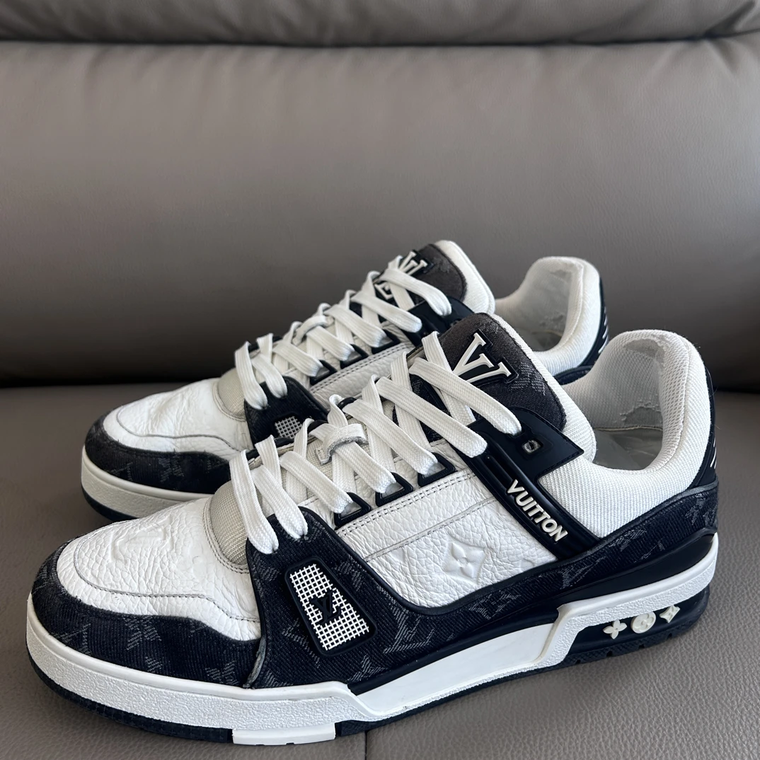 95新 LouisVuitton/路易威登 黑白牛仔 42码 95新 鞋