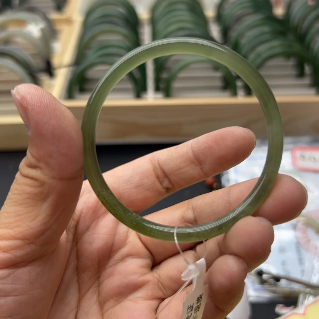 和田玉手镯未镶嵌52.7圈围649