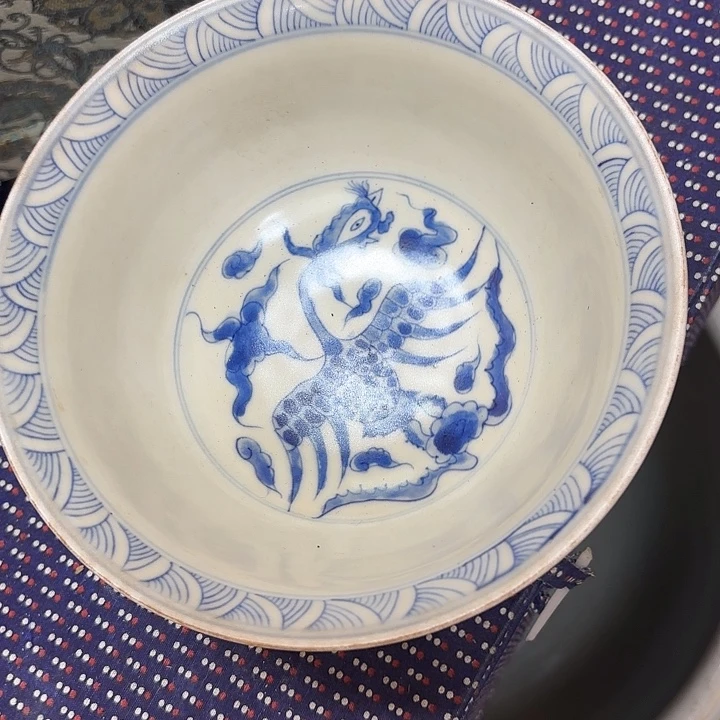 刘***俩陶瓷摆件不固定一件