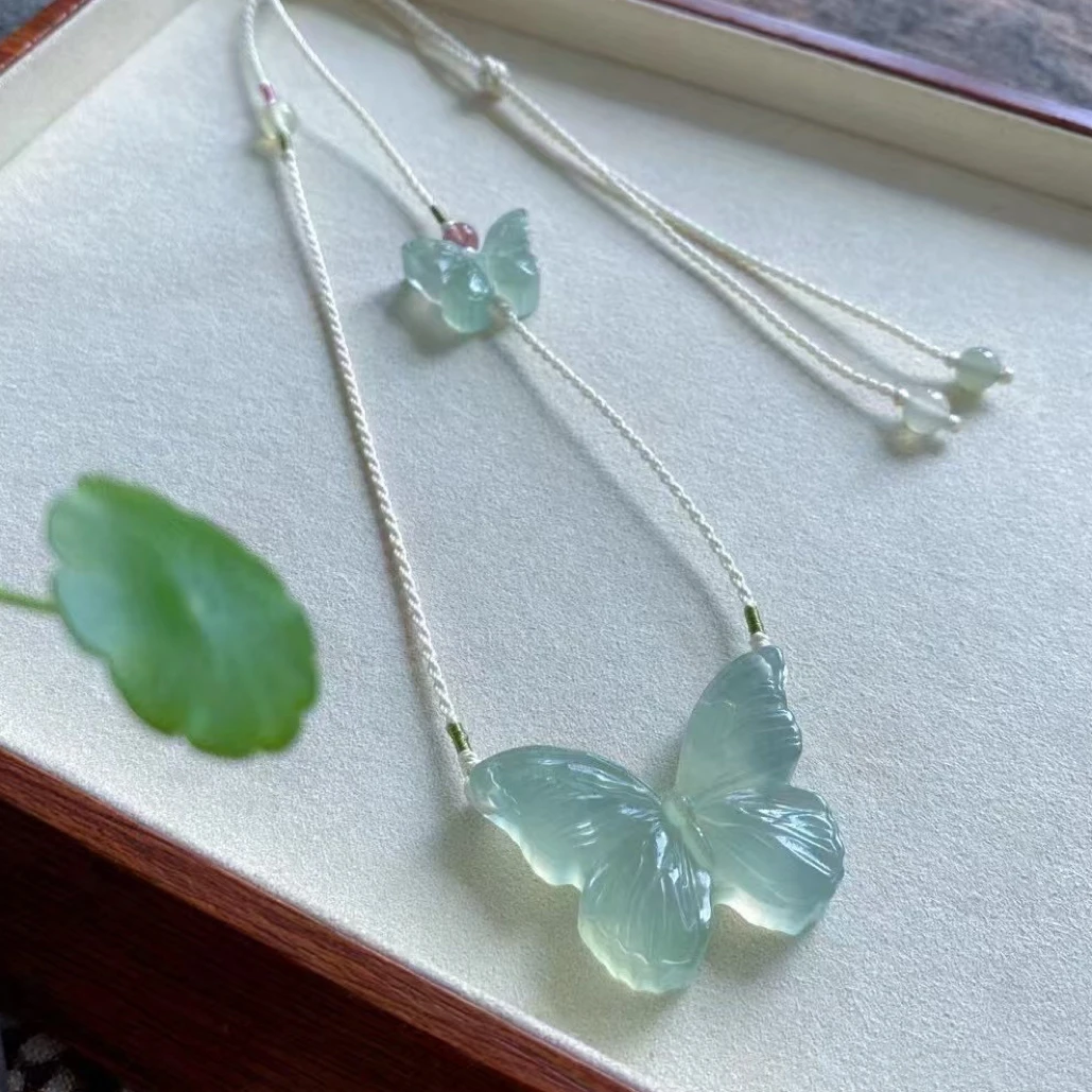 天然岫玉蝴蝶项链手工古风复古仙女素款百搭