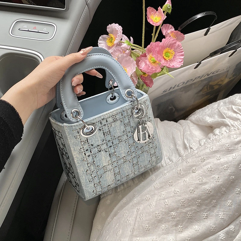 【00】高级感手提包包2025新款潮流行时尚单肩包百搭通勤斜挎小方包