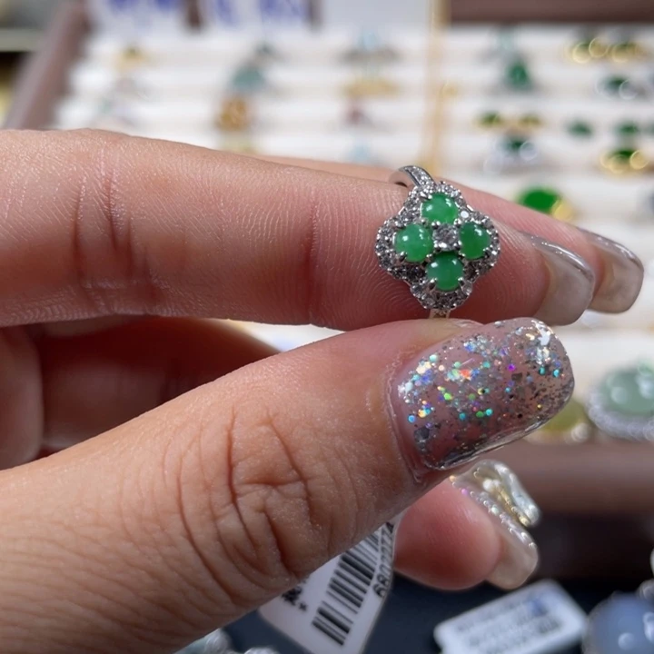 翡翠戒指银S925镶嵌戒指