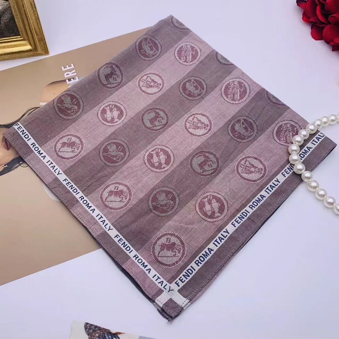 99新 FENDI/芬迪 海囤/芬迪/丝巾/yy05167