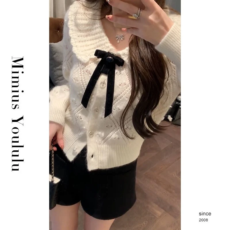【mimius】七七 甜美娃娃领镂空针织开衫（胸针可拆）WF11099