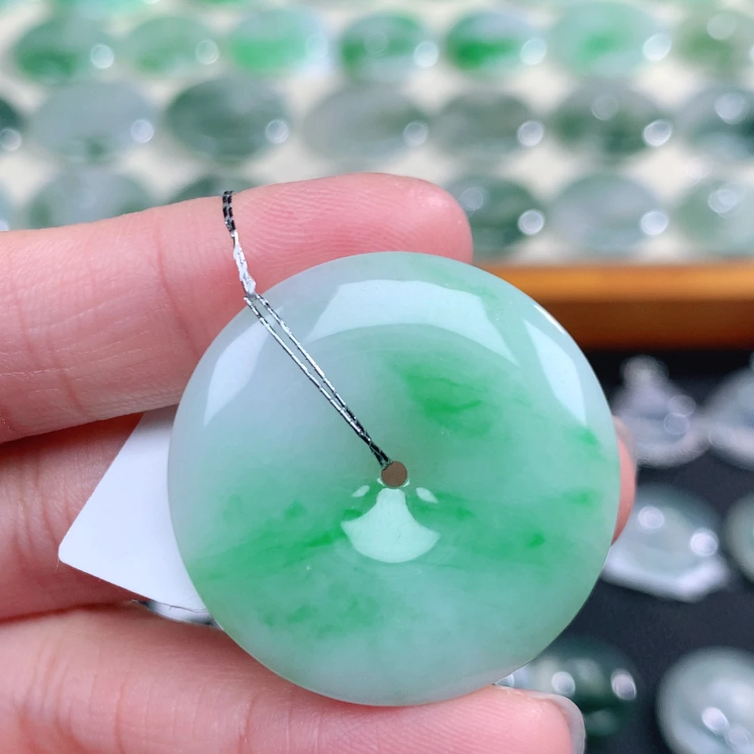 翡翠未镶嵌吊坠(不含链)32.3-4.8