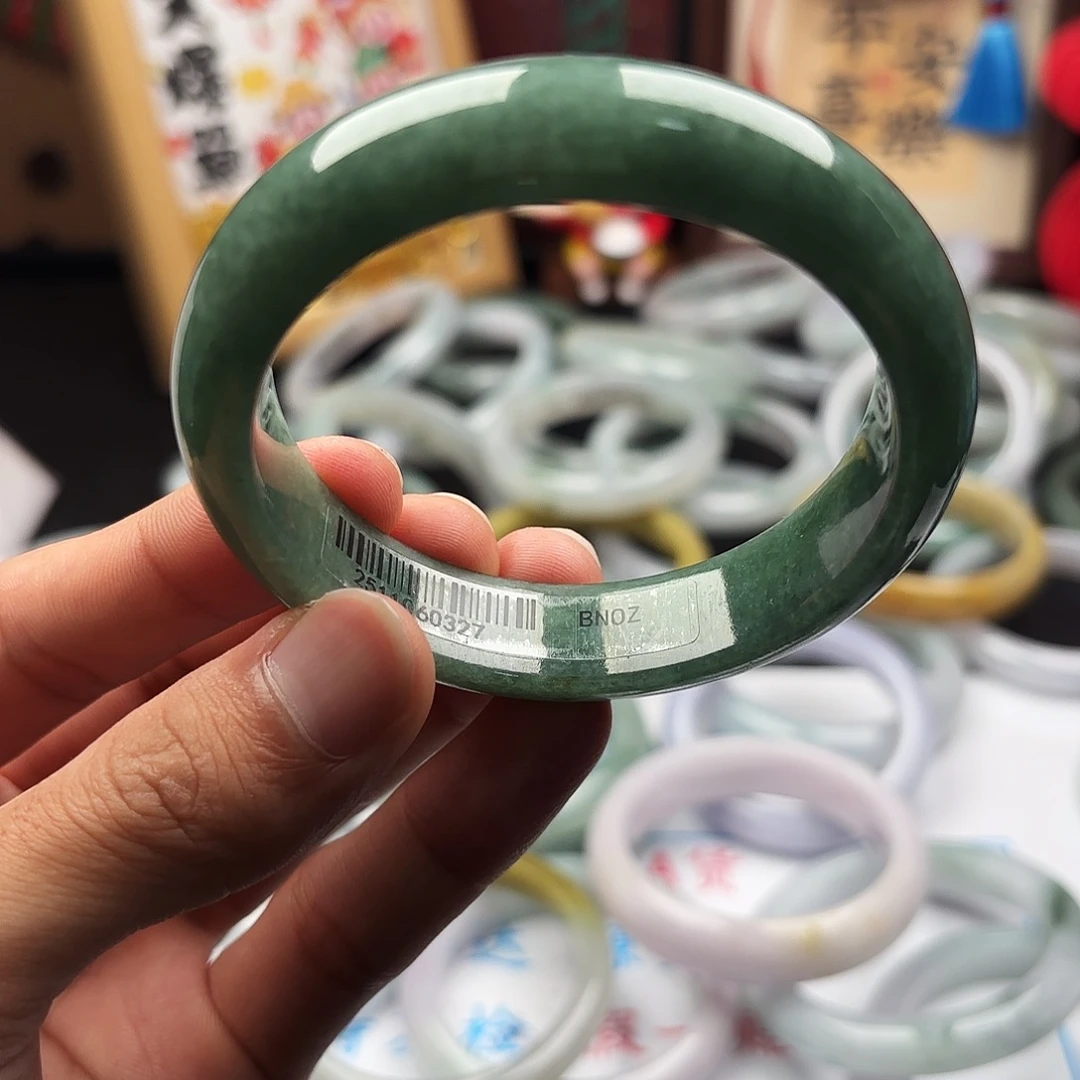 翡翠未镶嵌手镯58x5 80