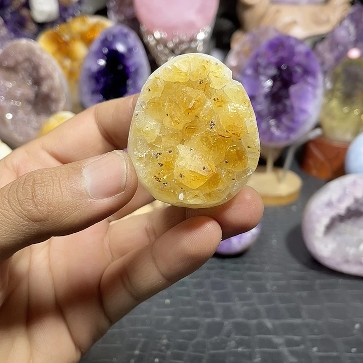 珠宝半成品水晶未镶嵌