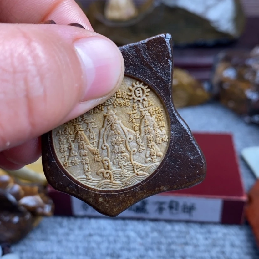 【闪购商品】原石雕刻手把件