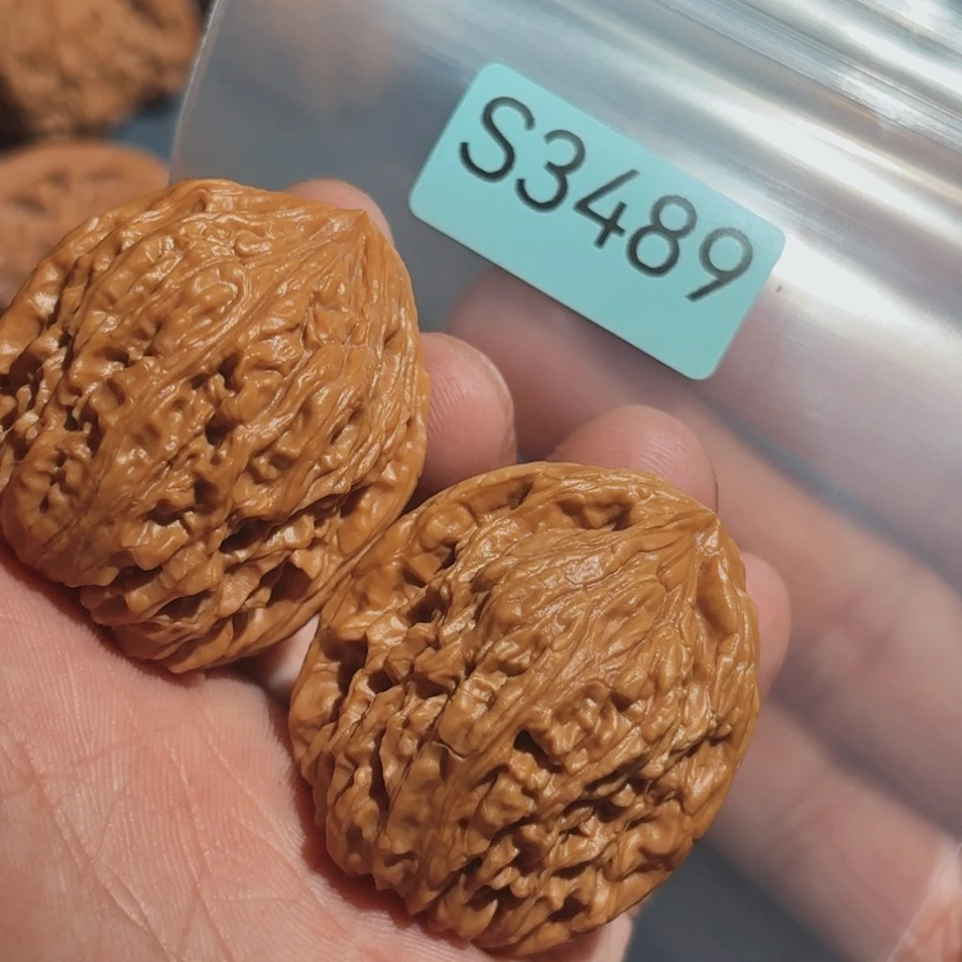 文玩核桃吊坠南疆