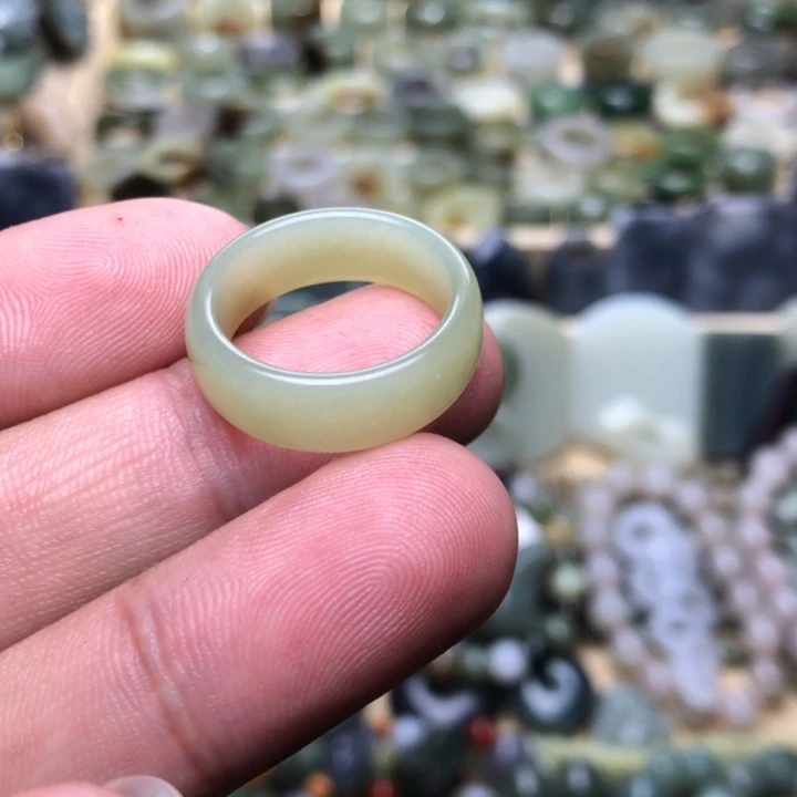 和田玉颈饰未镶嵌丙**森