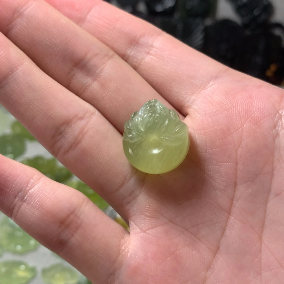 蛇纹石玉合金颈饰