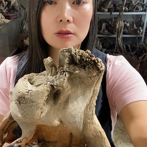 文玩核桃吊坠自**者哈哈哈哈哈哈哈哈
