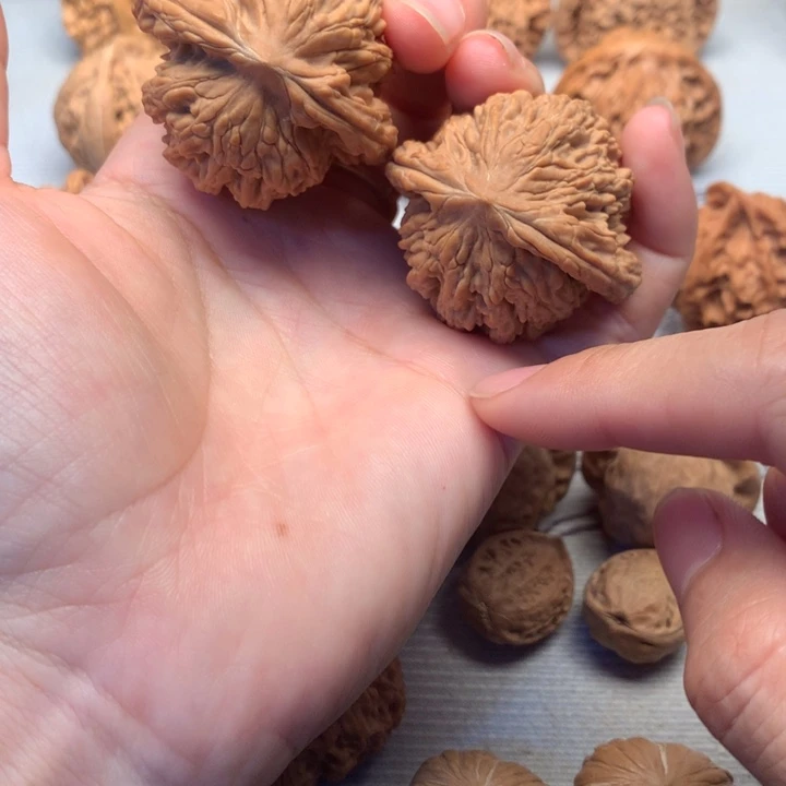 把件文玩核桃全品粗筋虎头43