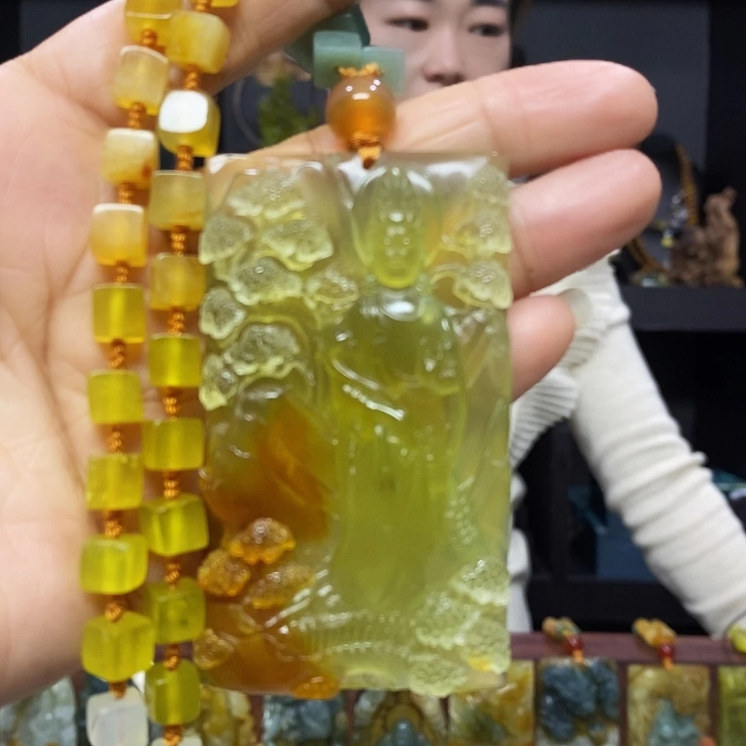 未镶嵌岫玉挂件吊坠