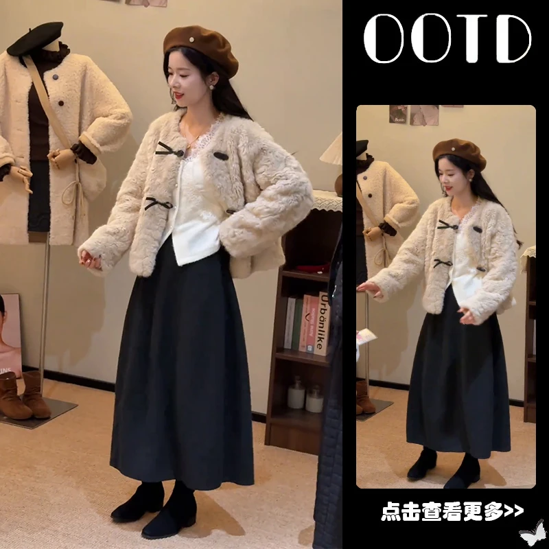 秋季流行穿搭一整套女2025新款宽松毛绒外套蕾丝衫半身裙三件套