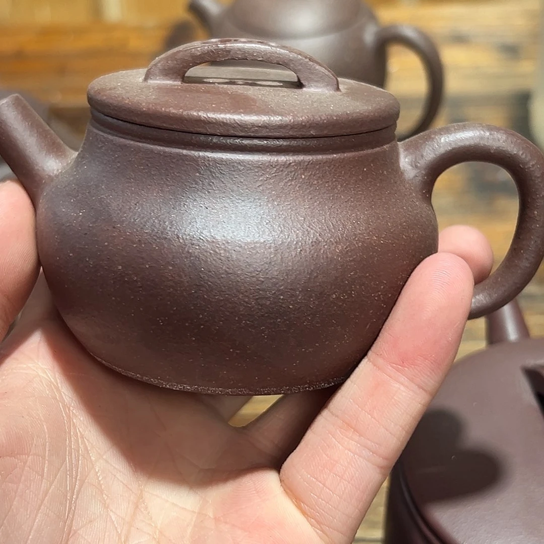 茶壶紫砂紫砂的味道很