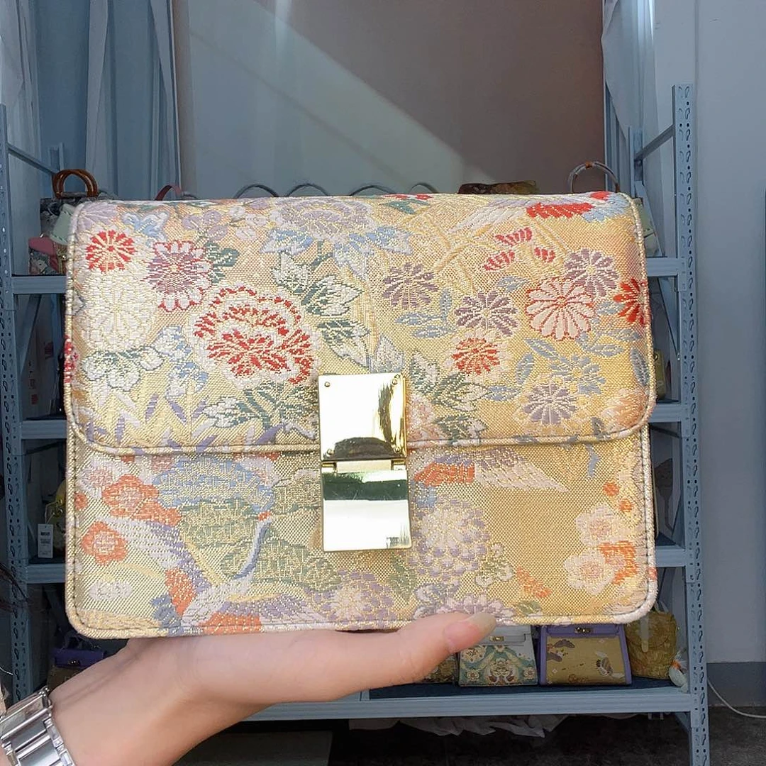 织物桑蚕丝非遗唐锦按扣风琴