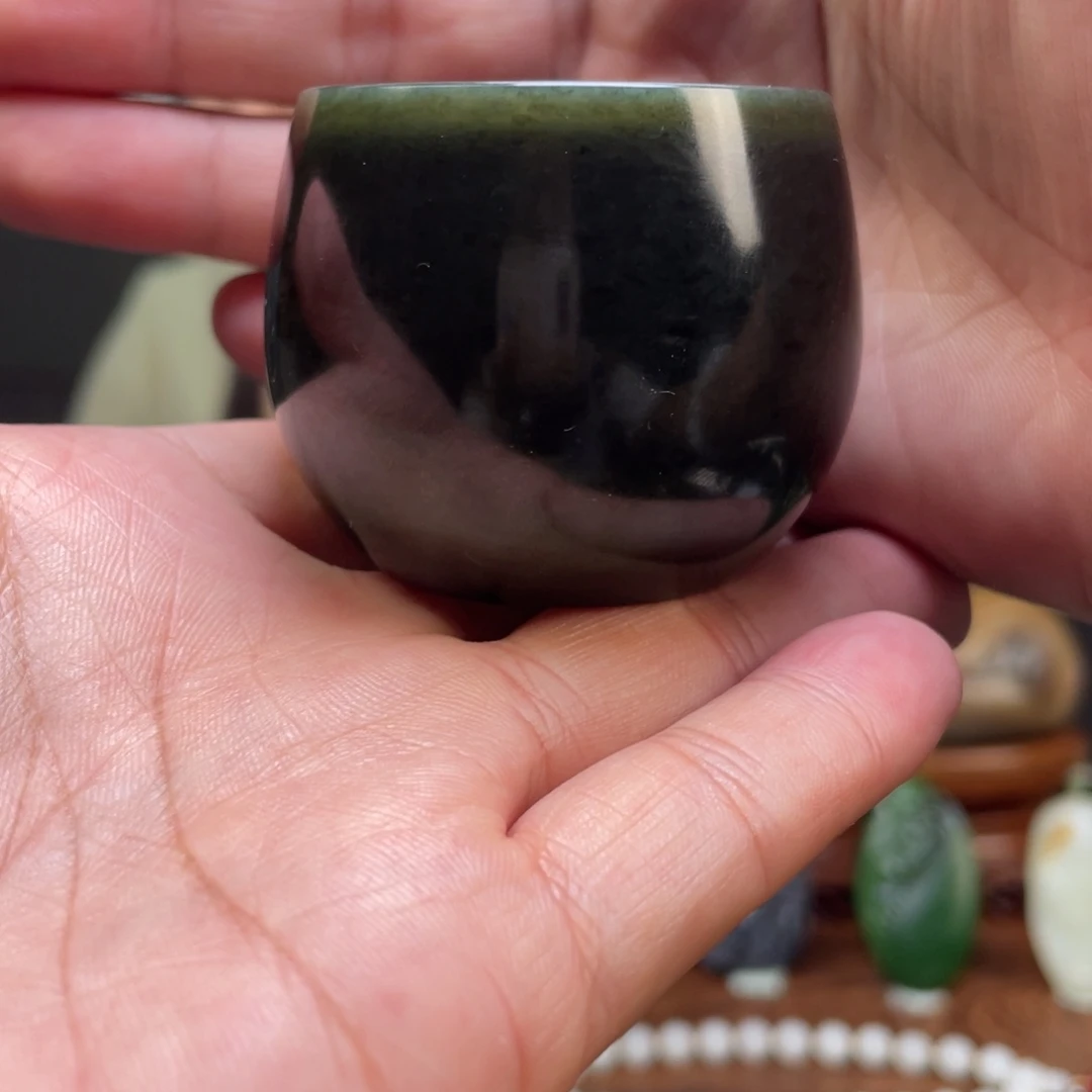 未镶嵌和田玉把件和田玉茶杯未镶嵌