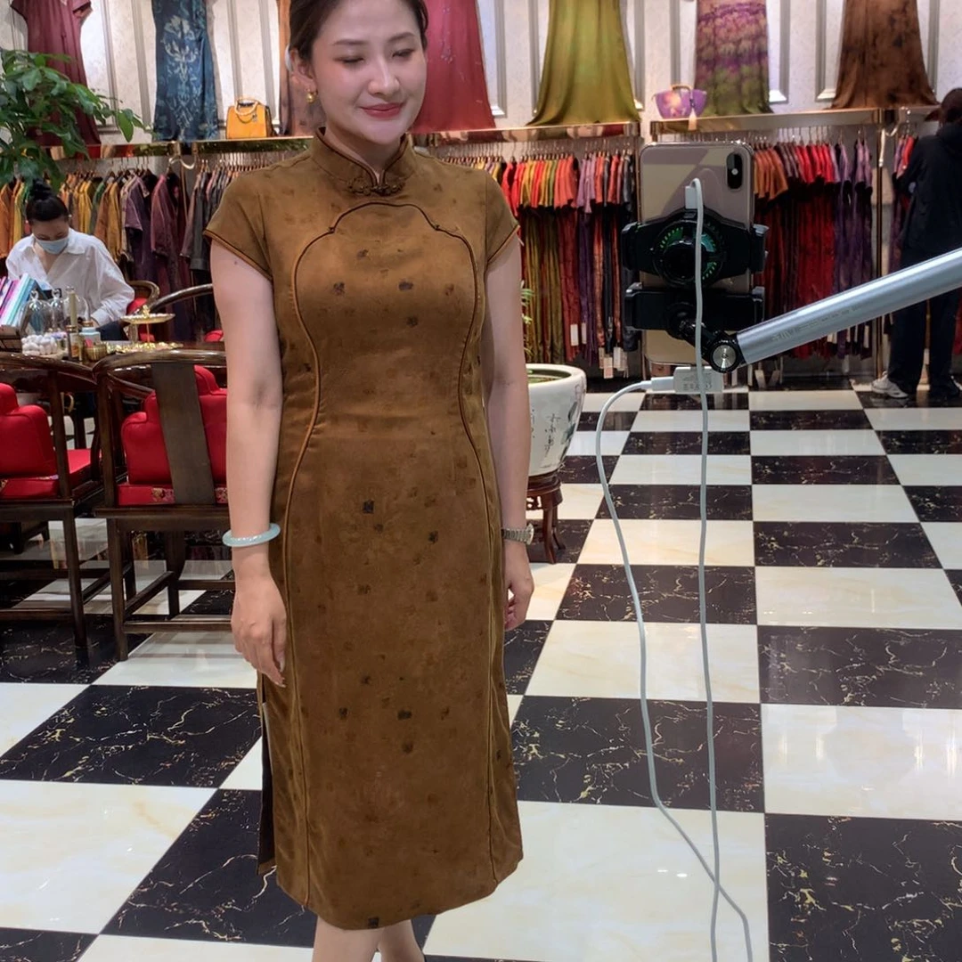 铿****）香云纱花萝连衣裙