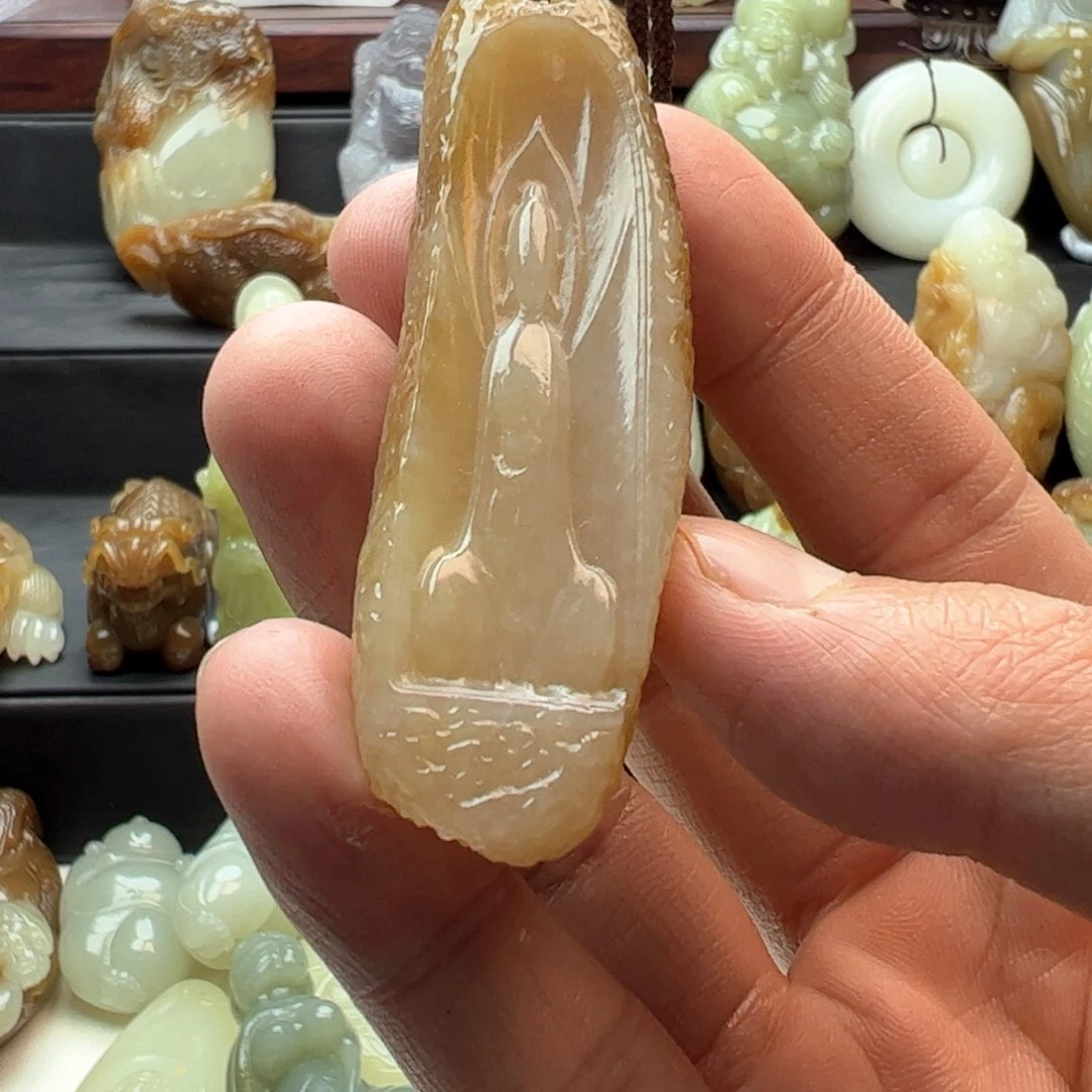 和田玉颈饰未镶嵌