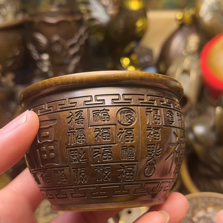 精美铜器批发档口