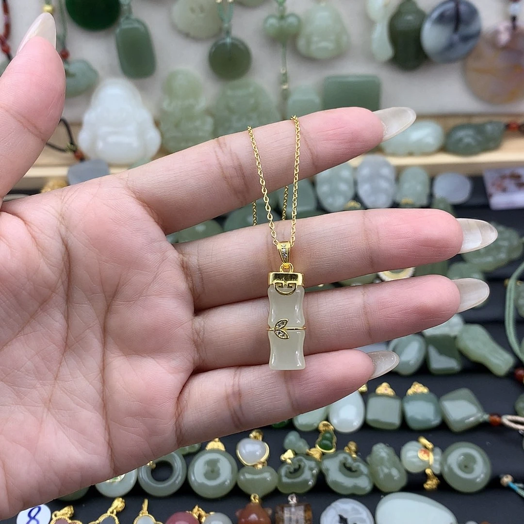 吊坠(赠链)银S925镶嵌和田玉