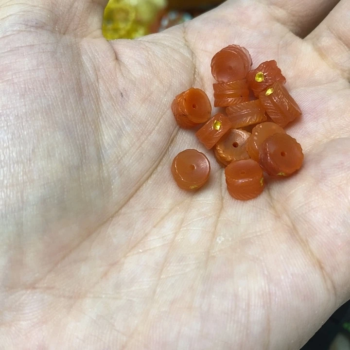 南红玛瑙未镶嵌吊坠多样性发货其一