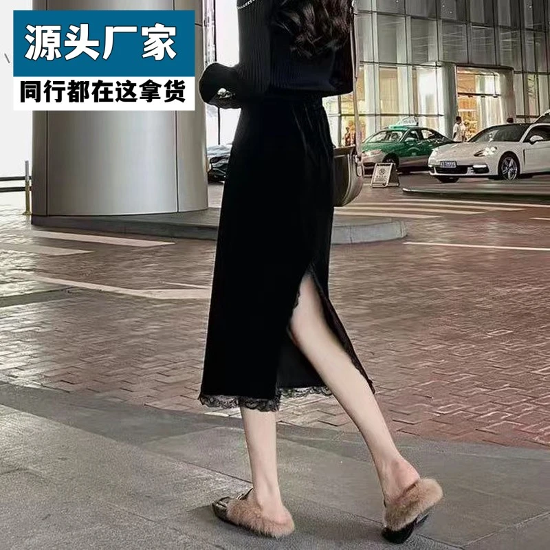 梵乐芬【加绒加厚】蕾丝花边拼接丝绒半身裙女秋冬高腰显瘦后开叉