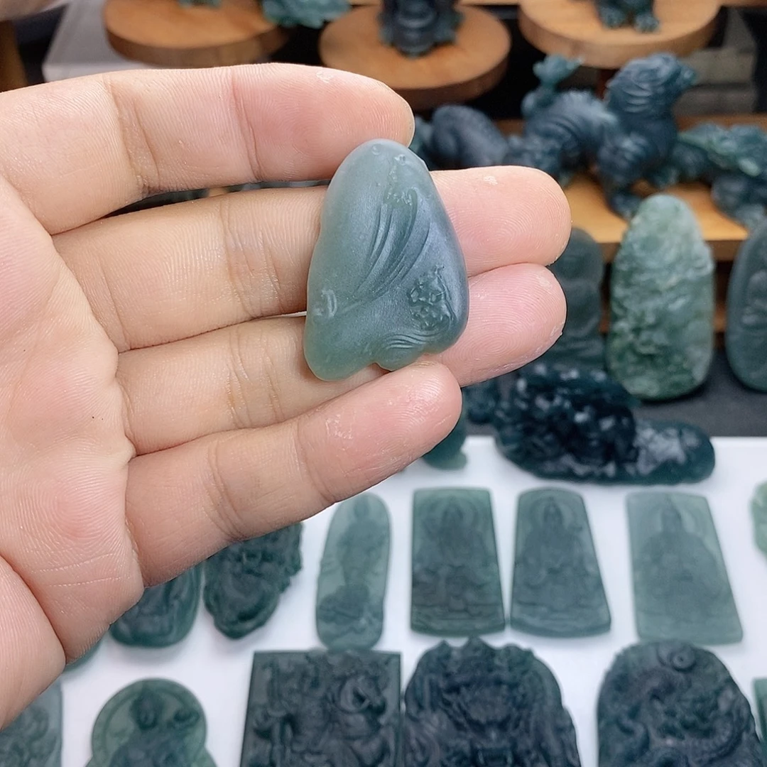 定制翡翠未镶嵌悟到