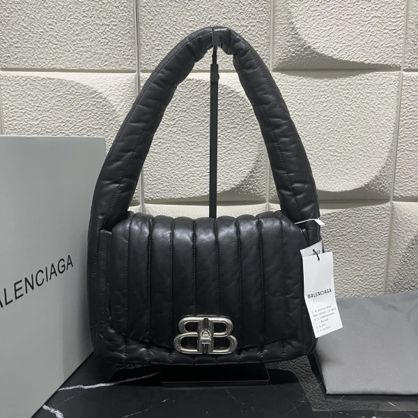 巴黎世家/包包/未使用/市场价17500/250727CZ0016